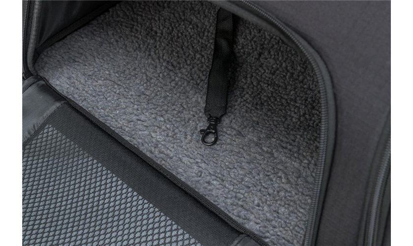 Airline Tasche Gate Art.-Nr.: 28906, Maße: 28 × 25 × 45 cm, bis zu: 7 kg Airline Tasche Gate Art.-Nr.: 28906, Maße: 28 × 25 × 45 cm, bis zu: 7 kg