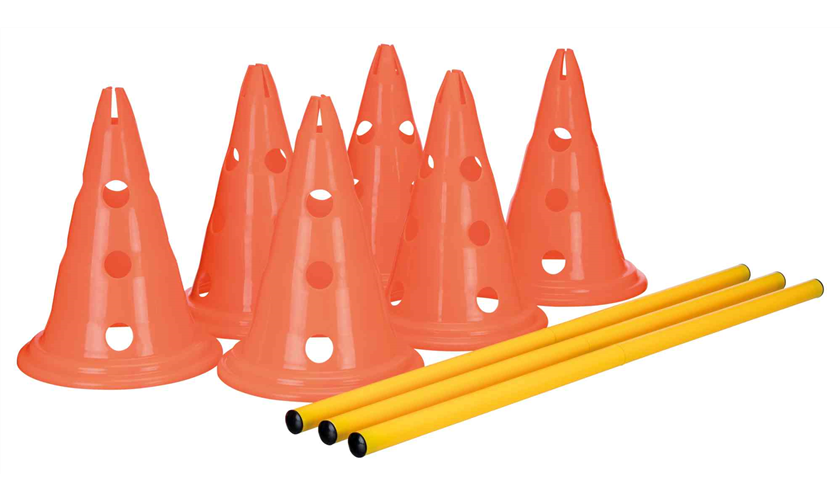 Pylonen-Hindernis-Set Art.-Nr.: 32091, Maße: ø 23 × 30 cm/78 cm, Inhalt 6 Pylonen/3 Stangen Pylonen-Hindernis-Set Art.-Nr.: 32091, Maße: ø 23 × 30 cm/78 cm, Inhalt 6 Pylonen/3 Stangen