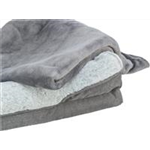 Decke Kimmy Art.-Nr.: 37213, Maße: 200 × 150 cm Decke Kimmy Art.-Nr.: 37213, Maße: 200 × 150 cm