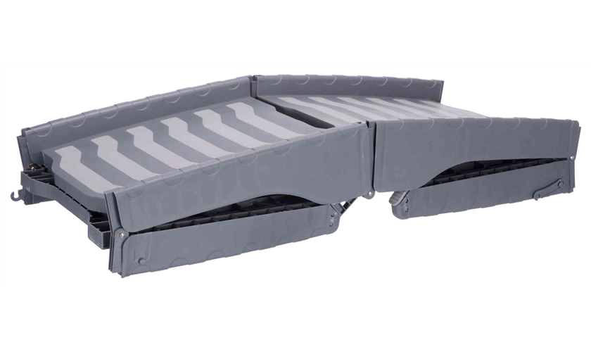 3-fach Klapp-Rampe Art.-Nr.: 39476, Maße: 39 × 150 cm, bis zu: 25 kg 3-fach Klapp-Rampe Art.-Nr.: 39476, Maße: 39 × 150 cm, bis zu: 25 kg