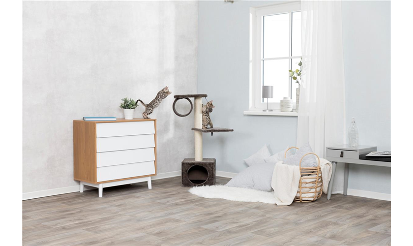 Kratzbaum San Fernando Art.-Nr.: 43951, Grundfläche: 36 × 36 cm, Höhe: 106 cm