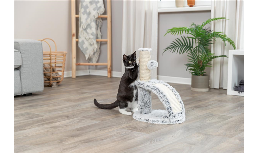 Kratzstamm Winnie Art.-Nr.: 44574, Grundfläche: 25 × 35 cm, Höhe: 43 cm